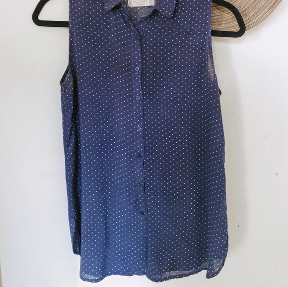 [Pull & Bear] Blue sleeveless button blouse - Picture 4 of 4